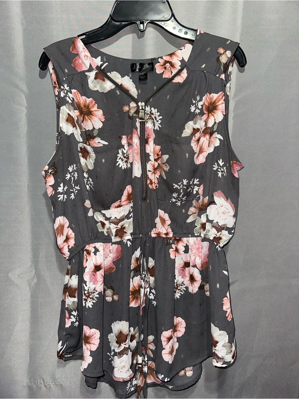J for Justify Gray Floral Sleeveless Zip-Front Camisole